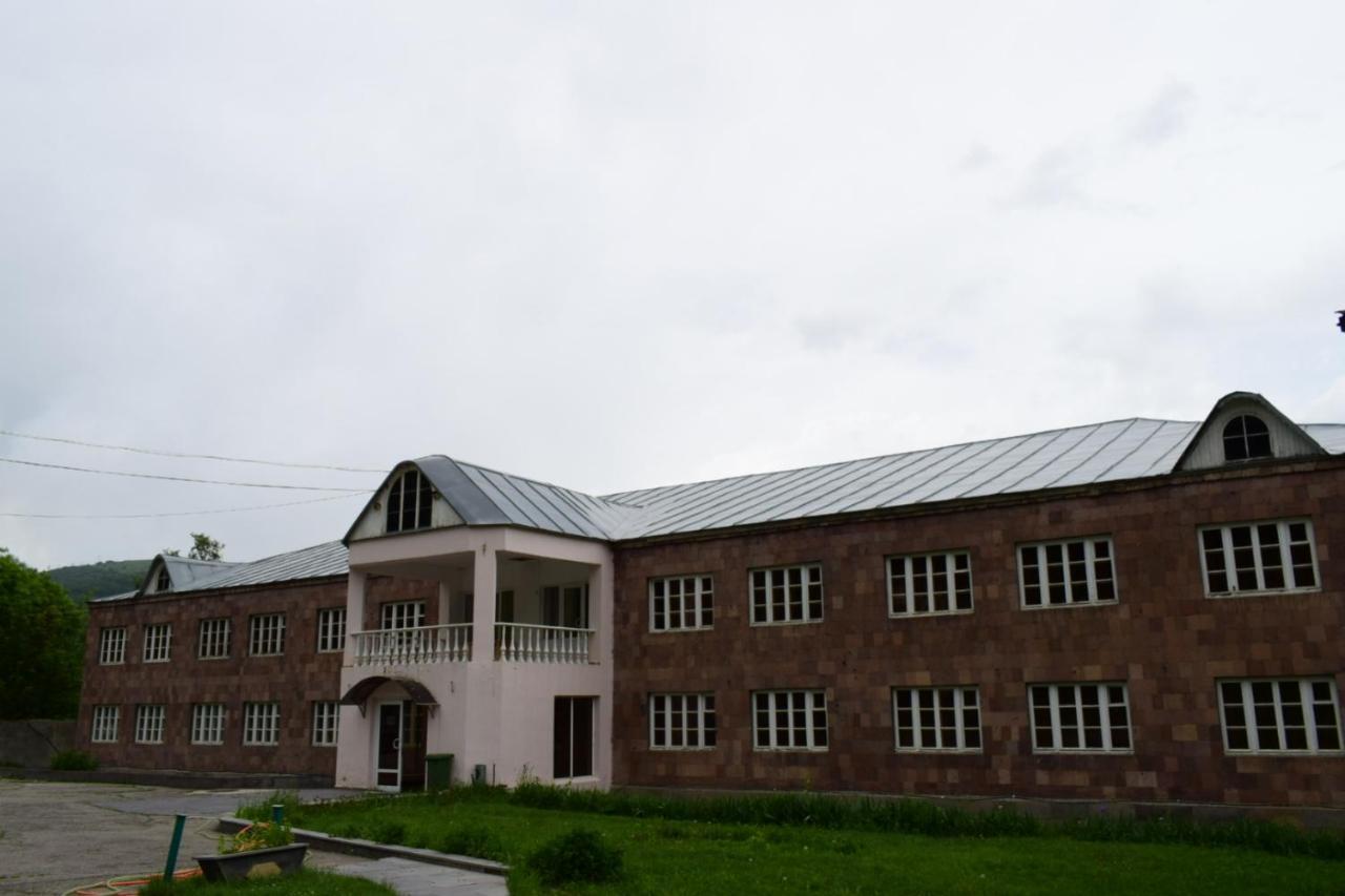 Aliq Hotel Tsaghkadzor Esterno foto